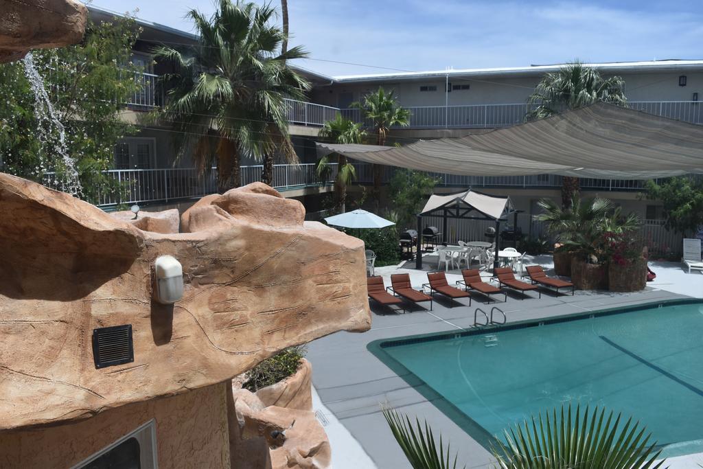 Hyundae Resort And Spa Desert Hot Springs Exterior foto