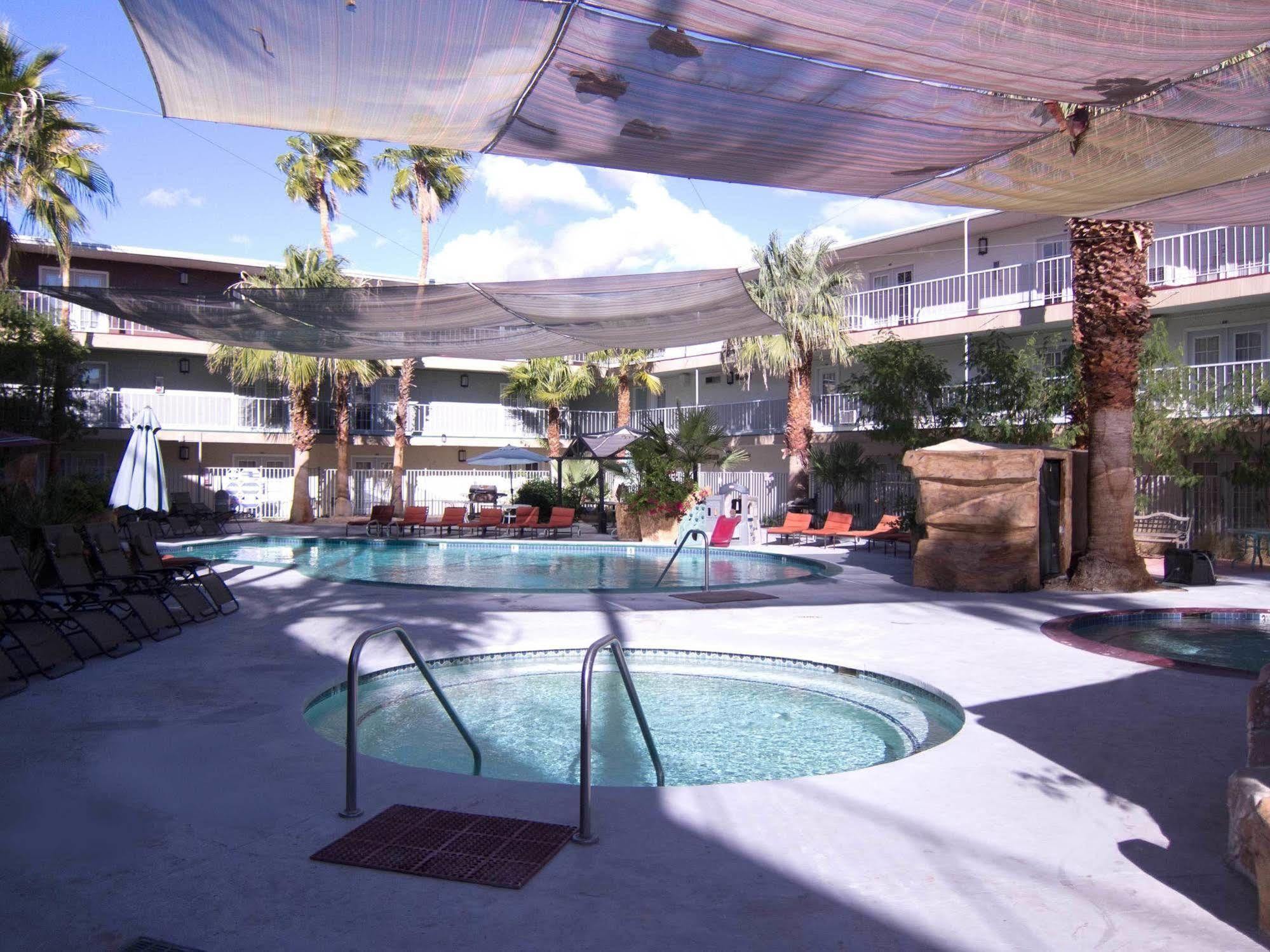 Hyundae Resort And Spa Desert Hot Springs Exterior foto